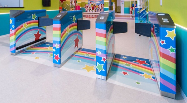 おやつタウン パブリティゲートの画像