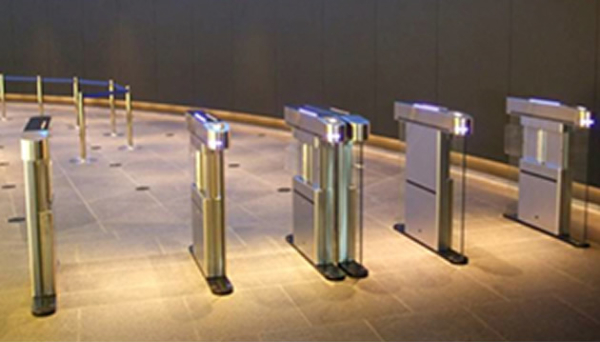 アミューズメントエントランスゲート(AEG)